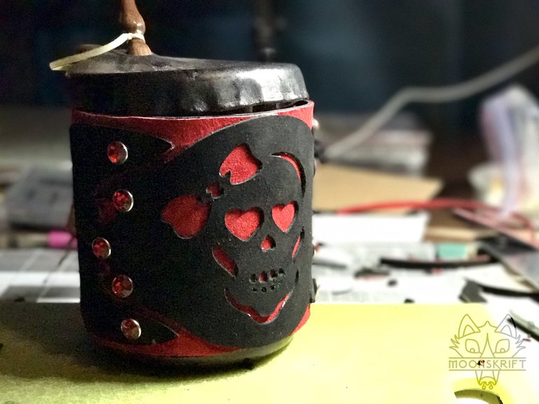 Custom Mug Corset: "Morticia"